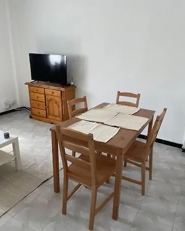 Matrimonio En Vivienda Compartir Recien Reformada Valenza